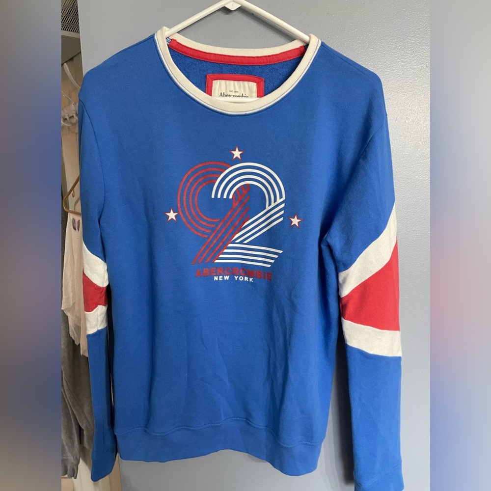 Abercrombie & Fitch Red/White/Blue Crewneck - small - Picture 1 of 4